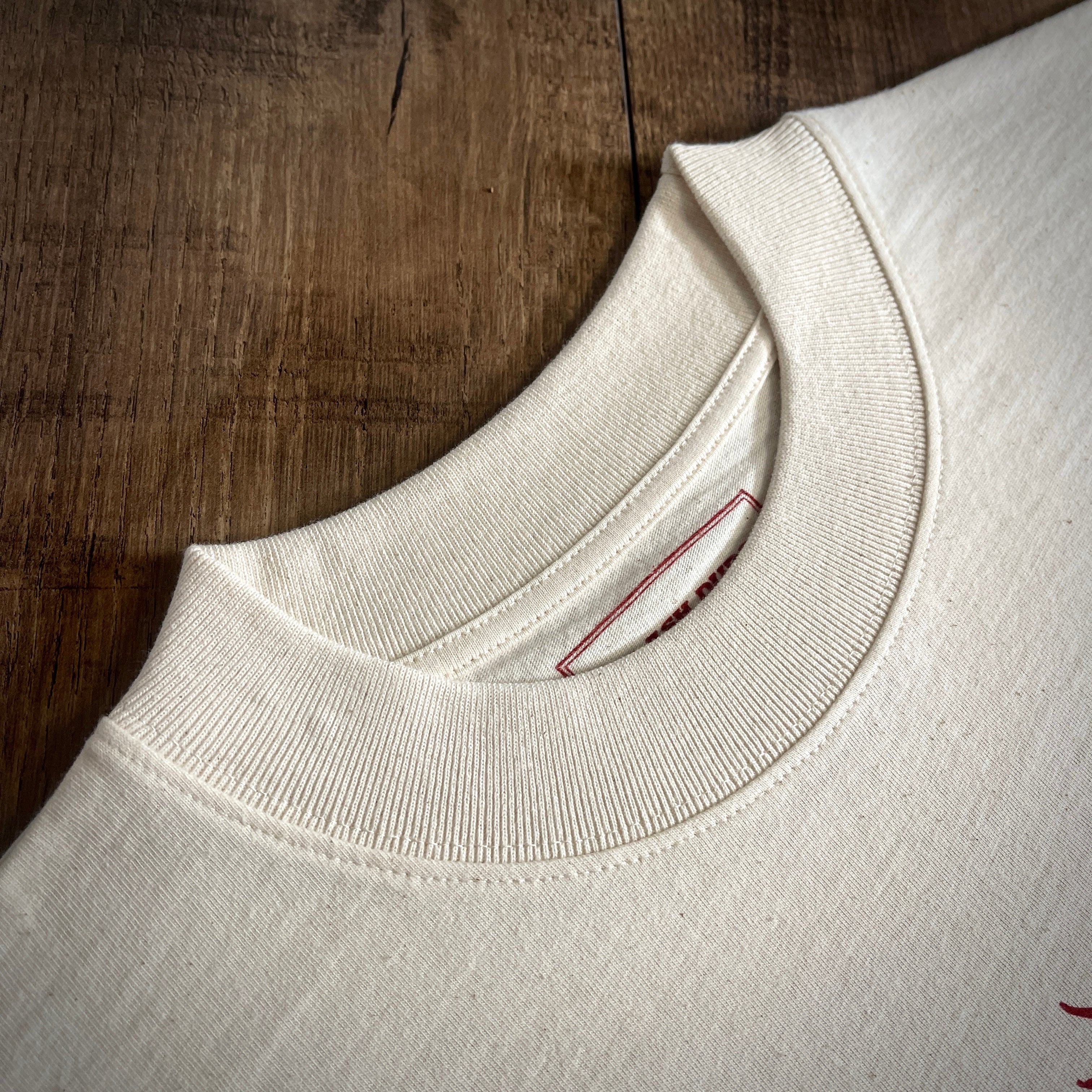 Collection MORS ARCANA - T-shirt oversize "Scorpio" - Ivoire / Rouge